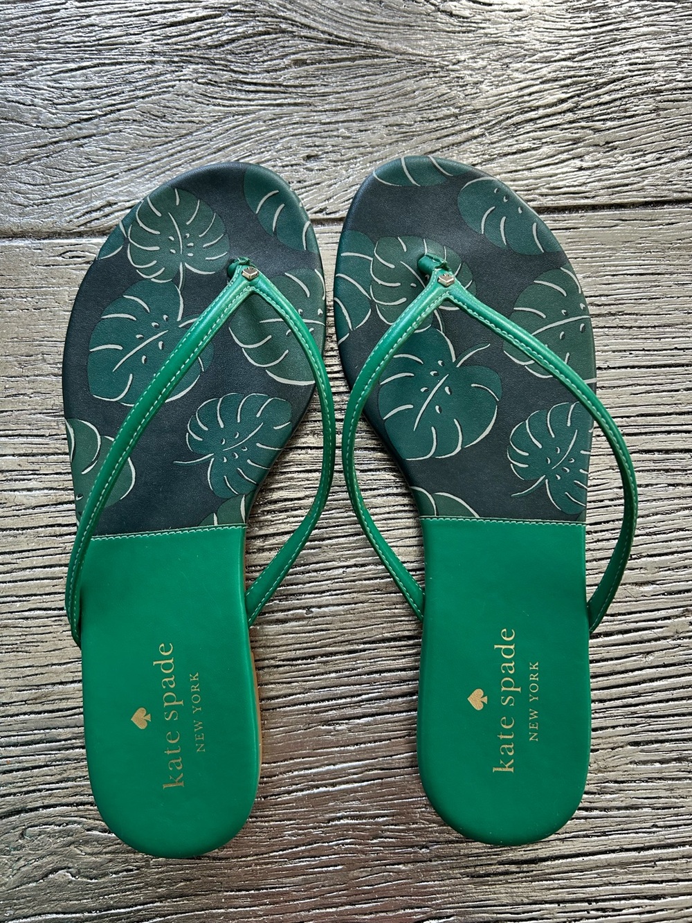 kate spade Green Leaf Print Flip Flop Sandals